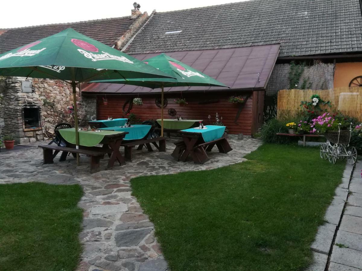 Penzion Kamenny Dvur Vimperk Zewnętrze zdjęcie